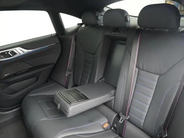 BMW i4 M50 High Executive 84 kWh 2024 Elektrisch 14