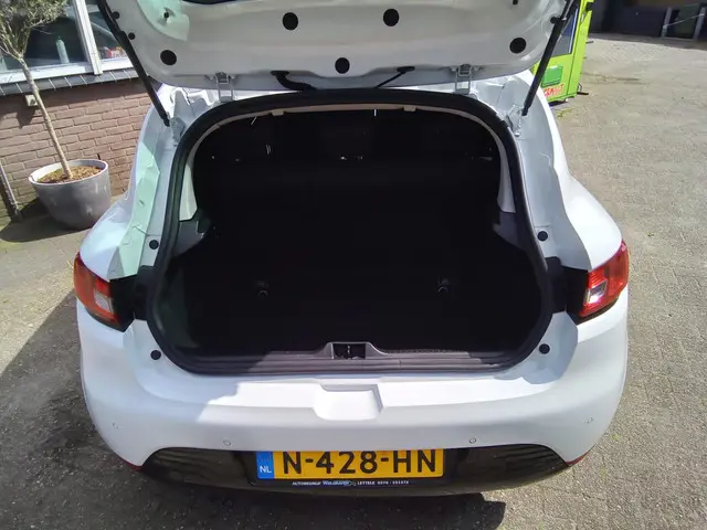 Renault Clio 1.2 16V 2016 Benzine 3