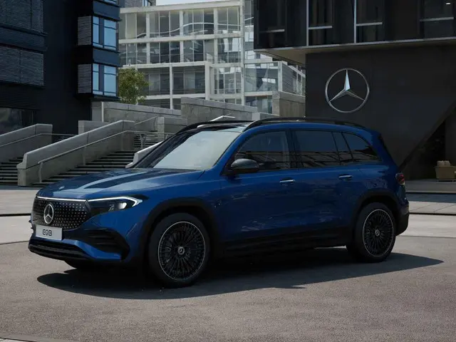 Mercedes-Benz EQB 250+ AMG Line 71 kWh 2026 Elektrisch 37