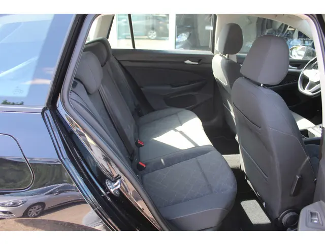 Volkswagen Golf Variant 1.0 TSI Life 2021 Benzine 28