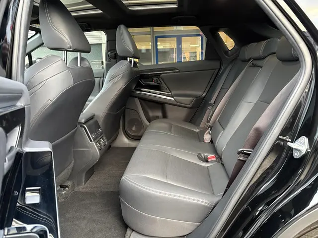 Toyota bZ4X Premium 71 kWh 2023 Elektrisch 16