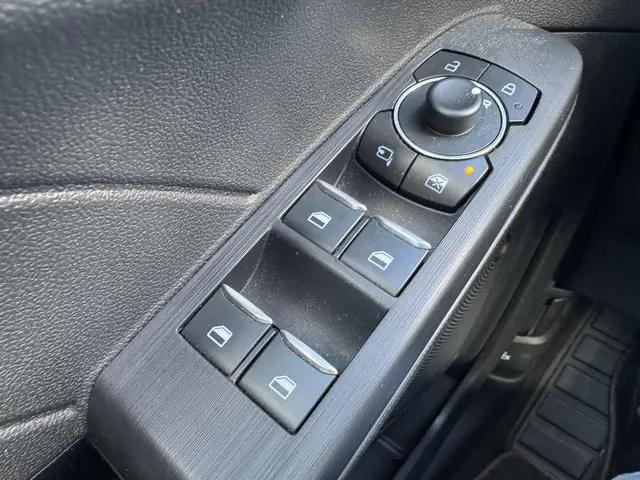 Ford Kuga 2.5 PHEV ST-Line 2024 Hybride Benzine 22