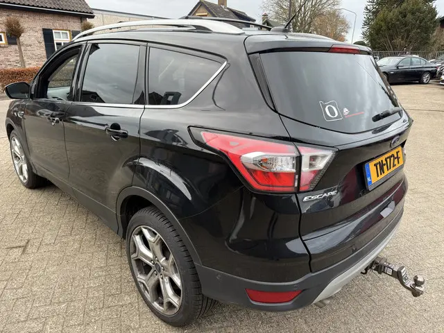 Ford Escape 2.0 AUT titanium 244 PK 2017 Benzine 9