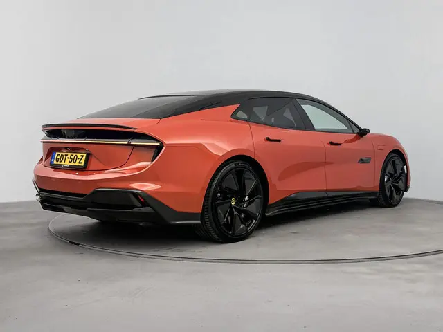 Lotus Emeya R 102kWh/919pk 2024 Elektrisch 2