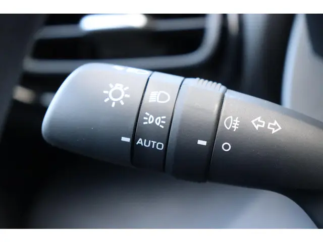 Toyota Yaris 1.5 Hybrid 115 Comfort 2025 Hybride Benzine 19