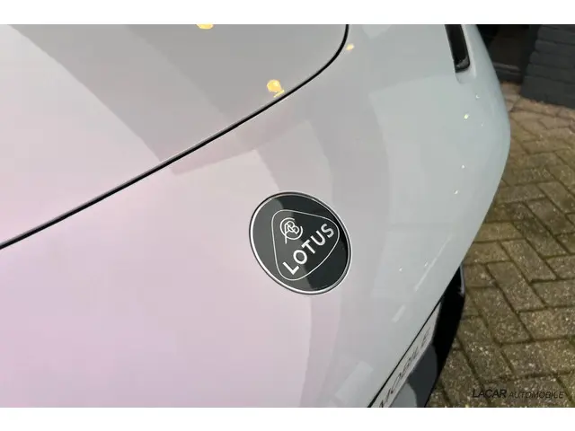 Lotus Eletre EDS 450 S 4WD 112 kWh 2023 Elektrisch 38