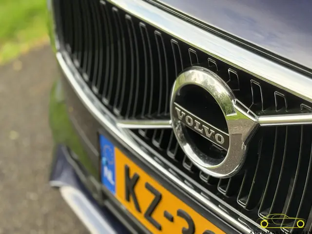 Volvo V90 2.0 T5 Momentum / Orig. NL / NAP 2017 Benzine 58