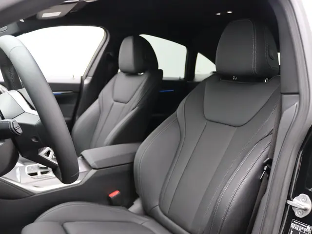 BMW i4 eDrive35 2024 Elektrisch 11