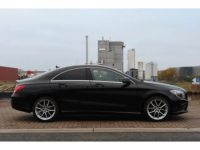 Mercedes-Benz CLA 180 Urban Navi|Cruise|PDC 2014 Benzine 15