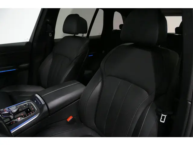 BMW X5 xDrive45e High Executive 2022 Hybride Benzine 7