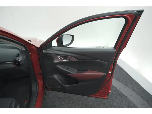 Mazda CX-3 2.0 SkyActiv-G 150 GT-M 4WD 2016 Benzine 76