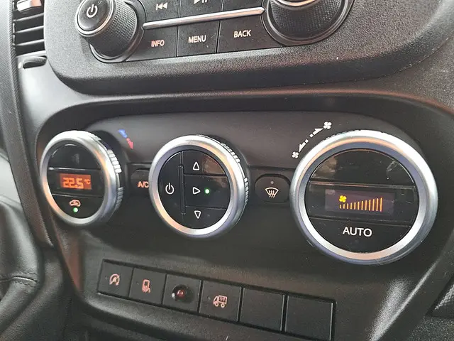 Iveco Daily 35S14 2022 Diesel 11