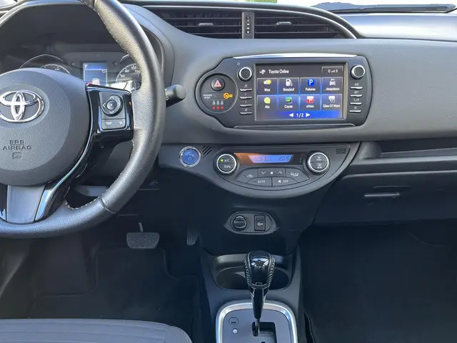 Toyota Yaris 1.5 Hybrid Active 2019 Hybride Benzine 50
