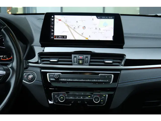 BMW X2 sDrive20i High Executive Edition 2021 Benzine 37