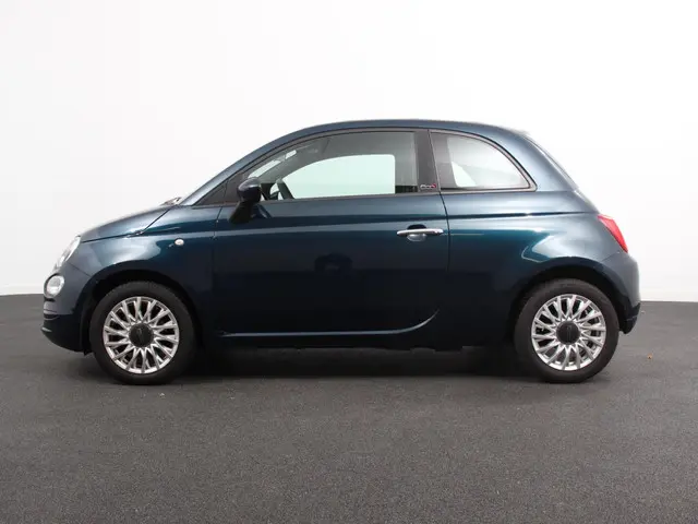 Fiat 500C 1.0 Hybrid Lounge Plus 2021 Benzine 8