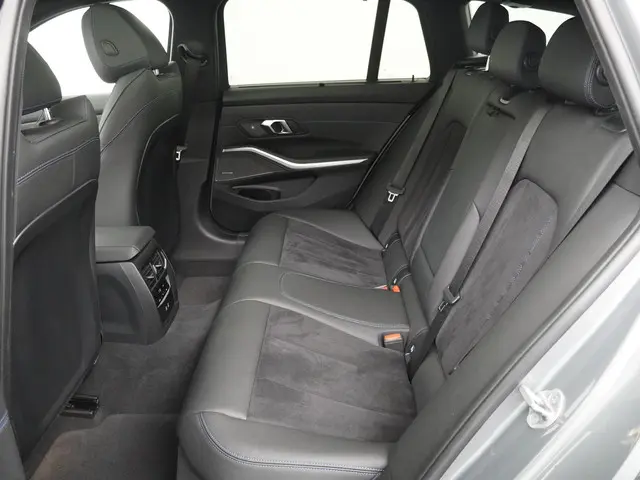 BMW 3 Serie Touring M340i xDrive 2024 Benzine 13