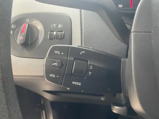 SEAT Ibiza 1.2 Airco Cruise control 2012 Benzine 16