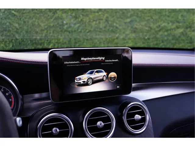 Mercedes-Benz GLC AMG GLC 43 4MATIC Night 2018 Benzine 50