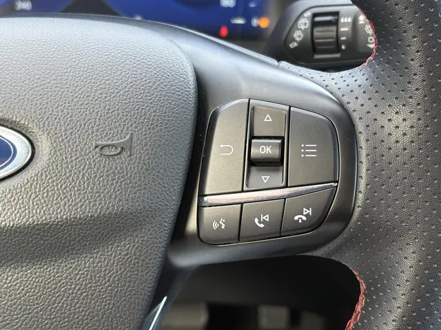 Ford Kuga 2.5 PHEV ST-Line 2021 Hybride Benzine 23