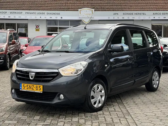 Dacia Lodgy 1.2 TCe Lauréate 5p. 2013 Benzine 4