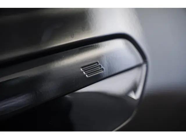 BMW X1 18i sDrive Aut. 2024 Benzine 48