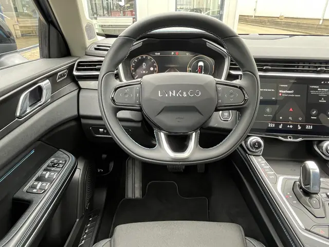 Lynk & Co 01 1.5 2023 Hybride Benzine 59