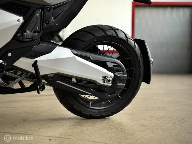 Honda NC 750 X-ADV 2025 Benzine 7