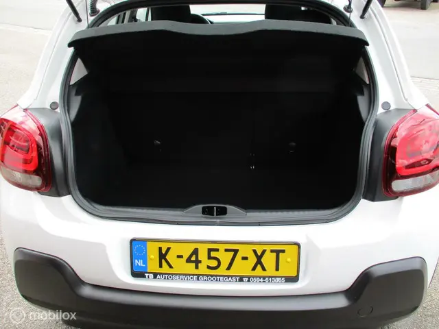 Citroën C3 1.2 PureTech Feel 2021 Benzine 9