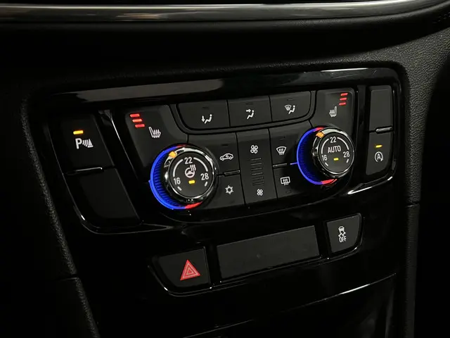 Opel Mokka X 1.4 Turbo Innovation 2018 Benzine 28