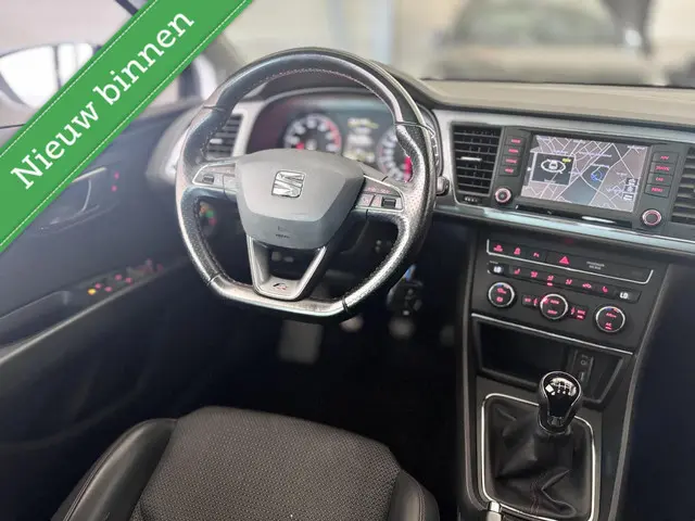 SEAT Leon 1.4 TSI FR NAVI/ FULL LINK/ LEDER 2016 Benzine 10