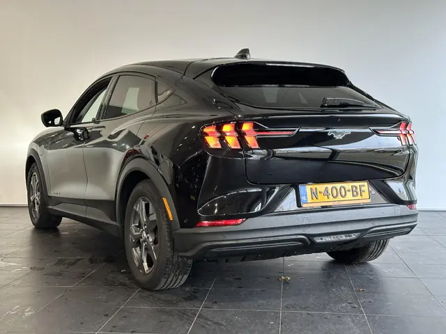 Ford Mustang Mach-E RWD 75 kWh 2021 Elektrisch 6