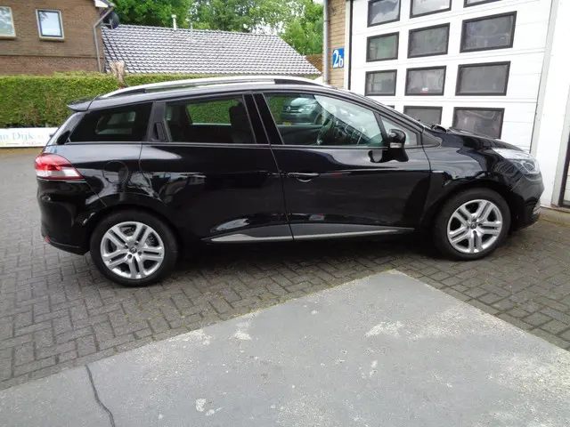 Renault Clio 0.9 TCE Limited 2020 Benzine 4