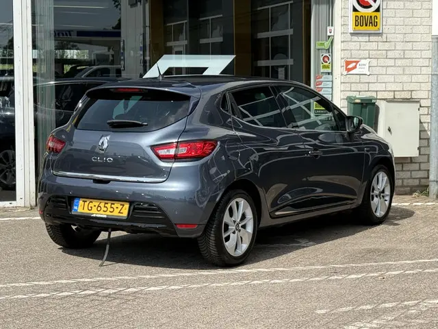 Renault Clio 0.9 TCe Limited 2018 Benzine 28