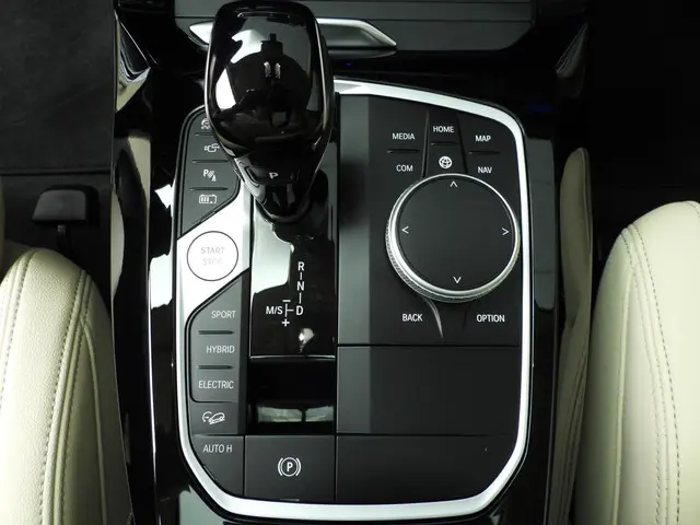 BMW X3 xDrive30e 2024 Hybride Benzine 16