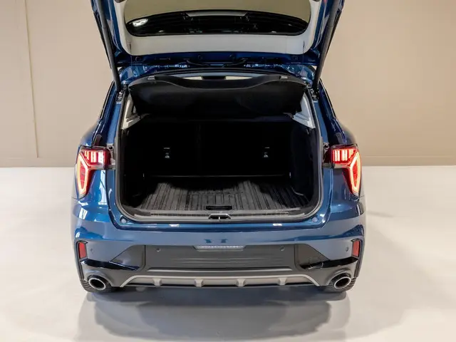 Lynk & Co 01 1.5 / 261pk / Blackstyle 2022 Hybride Benzine 15