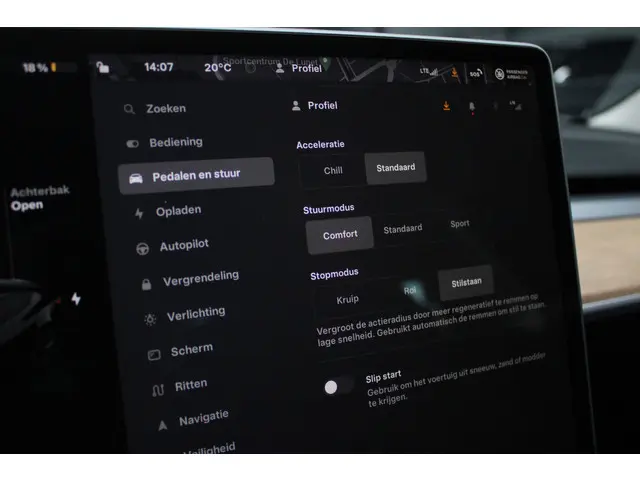 Tesla Model 3 RWD 2022 Elektrisch 18