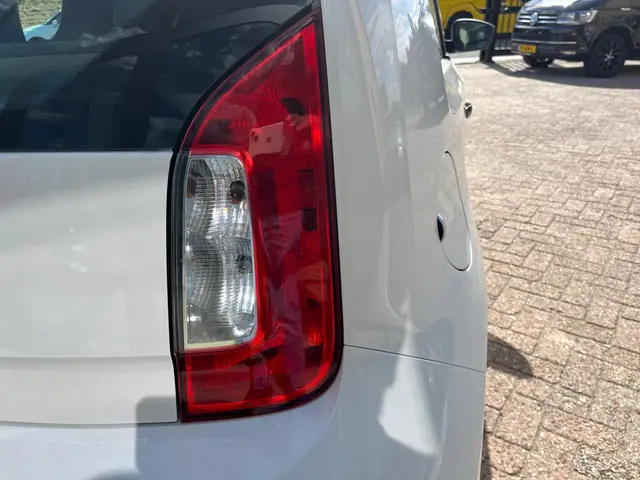 Škoda Citigo 1.0 Easy , 60 pk, Nieuwe APK 2012 Benzine 5