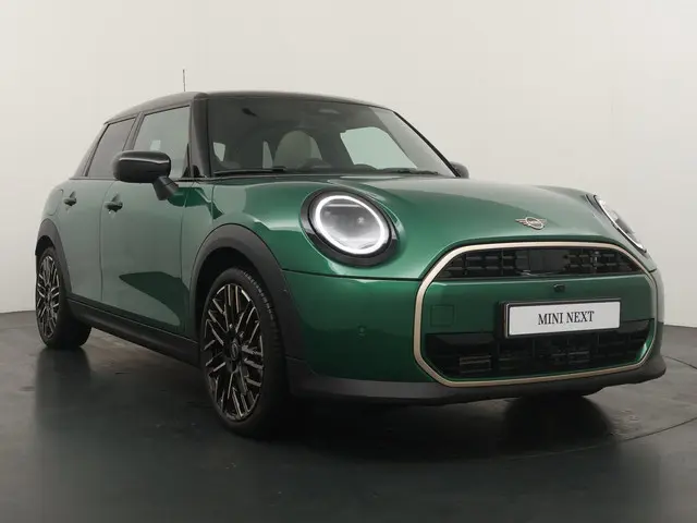 MINI 5-Deurs Cooper C Favoured L 2025 Benzine 7