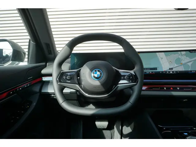 BMW i5 Sedan eDrive40 2025 Elektrisch 7