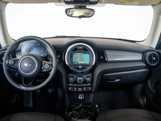 MINI 3-Deurs Cooper 2021 Benzine 9