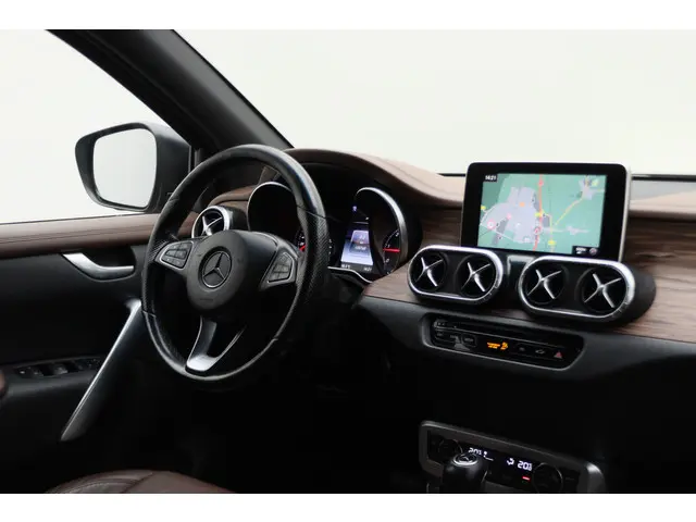Mercedes-Benz X-Klasse 350 d 4-MATIC Power 2019 Diesel 33