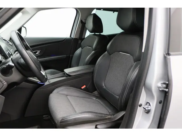 Renault Grand Scénic 1.3 TCe Limited 7p. 2022 Benzine 10