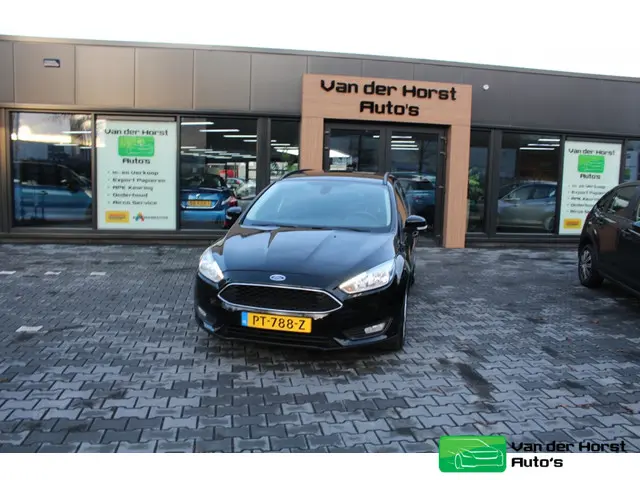 Ford Focus Wagon 1.0 Lease Edition 2017 Benzine