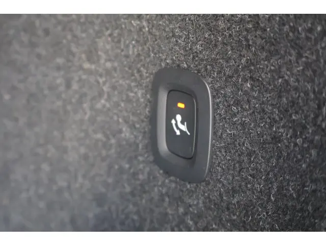 Volvo XC40 1.5 T5 Recharge R-Design 2020 Hybride Benzine 40