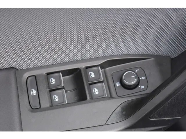 SEAT Leon 1.0 TSI Style Business Intense 2021 Benzine 27