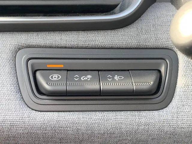 Renault Clio 1.0 TCe 90 GPF evolution 2024 Benzine 26