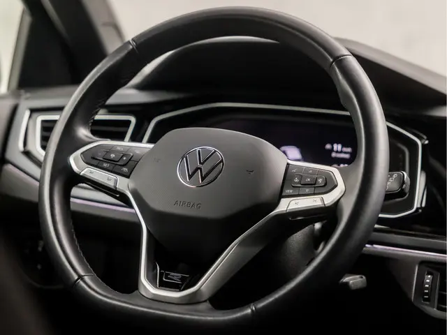 Volkswagen Polo 1.0 TSI R-Line Sport 2022 Benzine 19