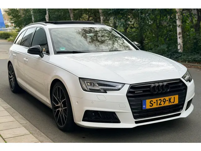 Audi A4 Avant 2.0 TFSI MHEV quattro 2017 Benzine 12