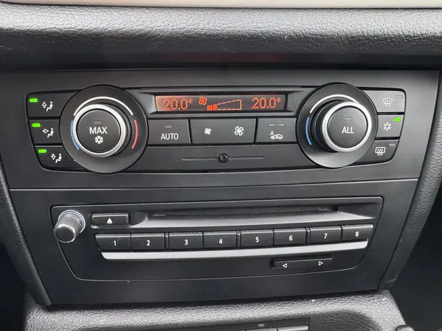 BMW X1 sDrive20i 2012 Benzine 18