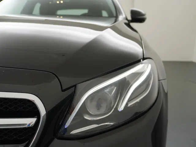 Mercedes-Benz E-Klasse 200 Sport Edition 2019 Benzine 10